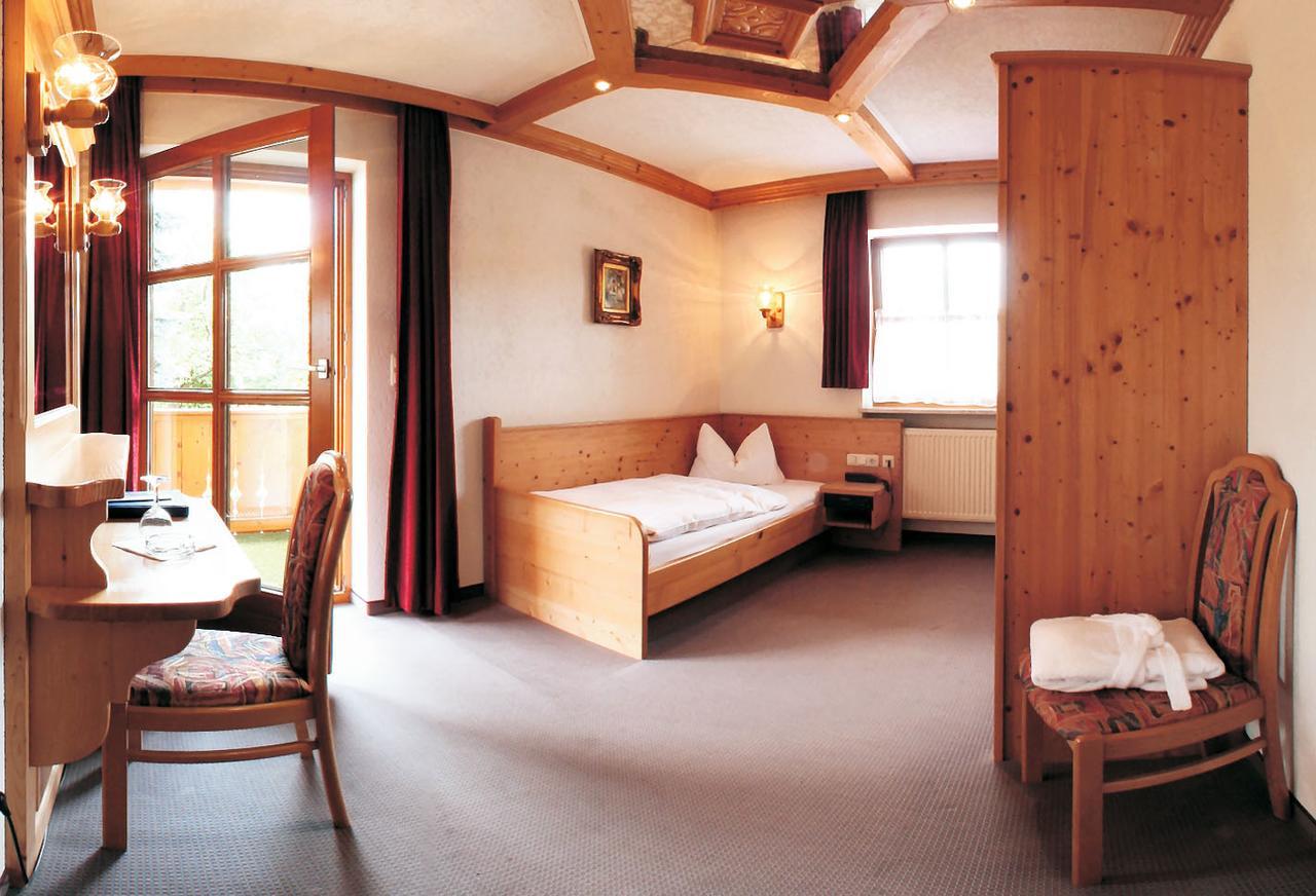 Wellness Hotel Bayerischer Hof リムバッハ エクステリア 写真